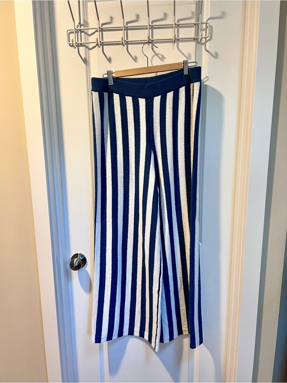 NWT Zesica Blue & White Striped Tank Top + Wide-Leg Pants Set (L) - Picture 7 of 7